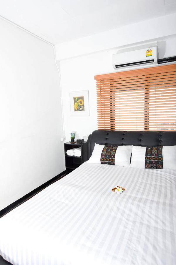 Kayan Hostel Τσιάνγκ Μάι Εξωτερικό φωτογραφία